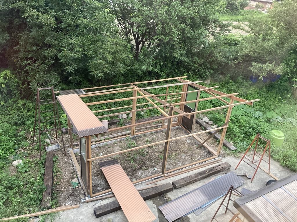 鶏小屋2