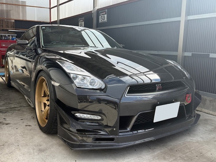 NISSAN GT-RのアラゴスタTypeSA・アラゴスタダンプトロニック・足回りオーバーホール・車高調・パン君に関するカスタム事例のアイキャッチ画像
