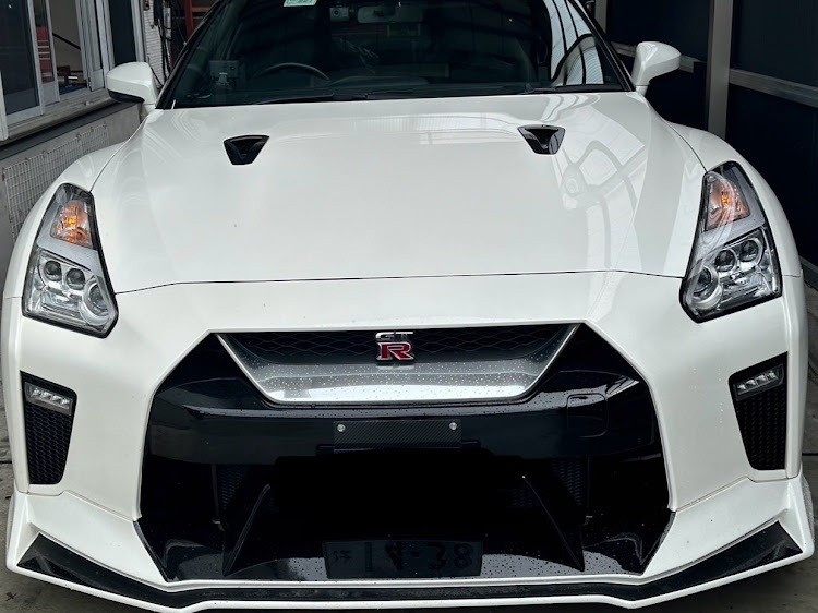 NISSAN GT-RのGTR車検メンテナンス・下回り防錆処置・防錆コーティング・GR6ミッションメンテナンス・パン君に関するカスタム事例のアイキャッチ画像